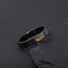 Load image into Gallery viewer, Soumra "Obsidian Vein &amp; Gilded Spark" Adjustable Alloy Ring