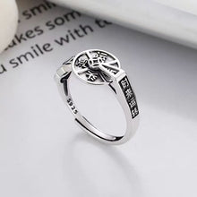 Load image into Gallery viewer, Soumra "Fortune Turn" Adjustable 925 Silver Ring